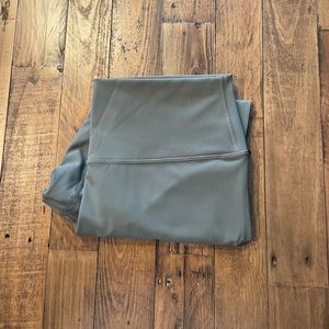 Closeout!▪️NWOT Lululemon Wunder Train HR Leggings -25”